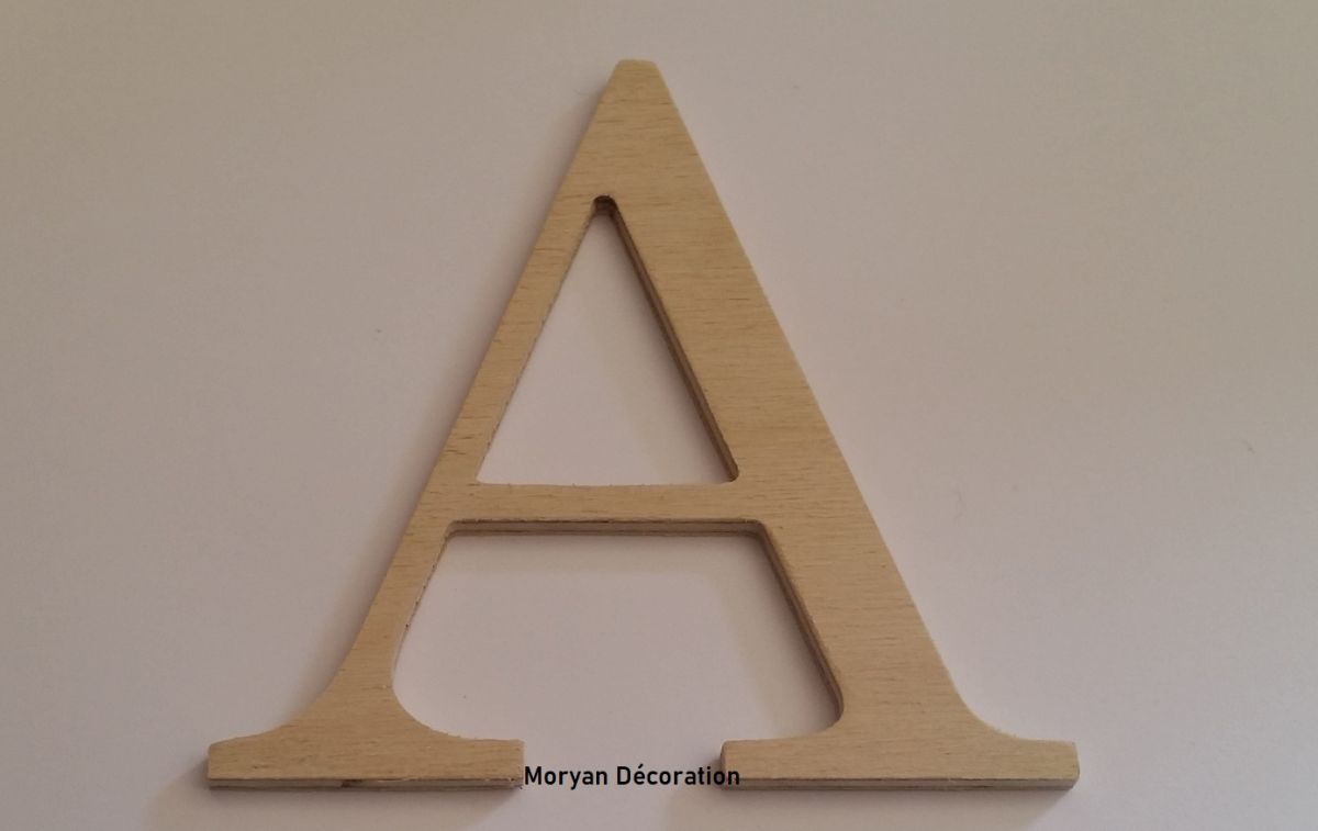 Lettera in legno grezzo da dipingere modello LOFT