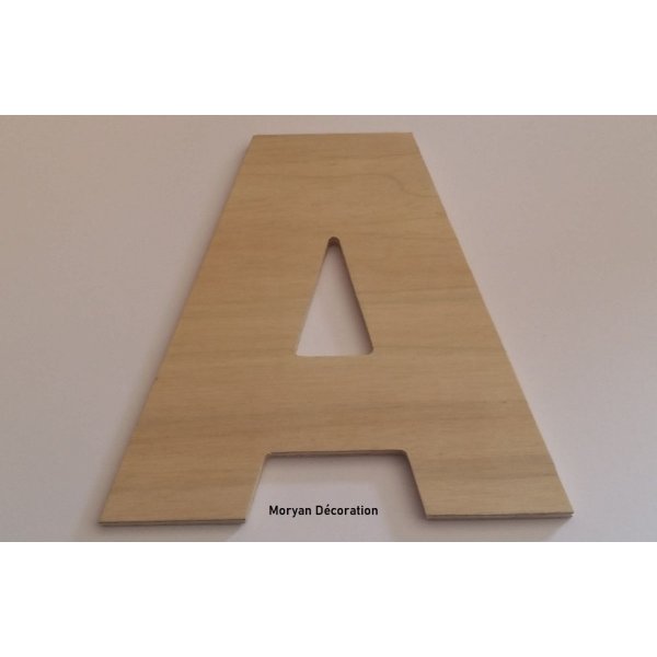 Lettera in legno grezzo da verniciare modello ARIAL BLACK