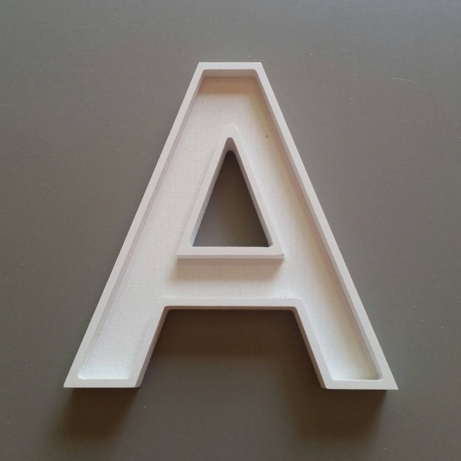 Lettera cava in PVC bianco ARIAL BOLD