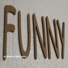 Lettera decorativa in legno FUNNY
