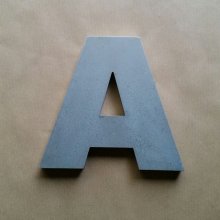 Lettera in rilievo 3D in zinco ARIAL BLACK